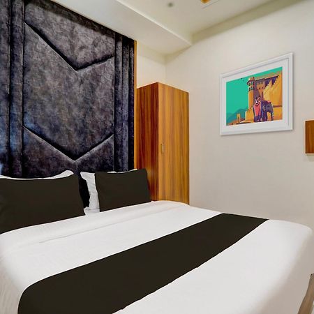 Hotel O Sun Light Ahmedabad Esterno foto