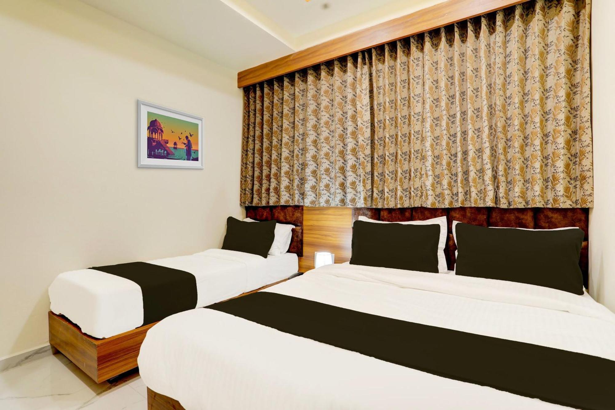 Hotel O Sun Light Ahmedabad Esterno foto