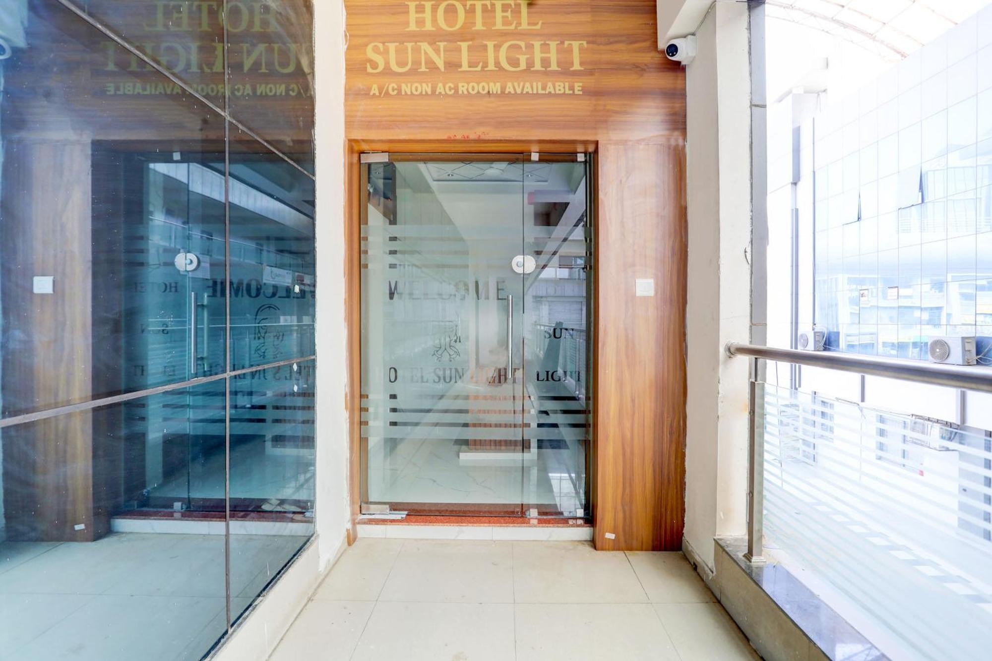 Hotel O Sun Light Ahmedabad Esterno foto